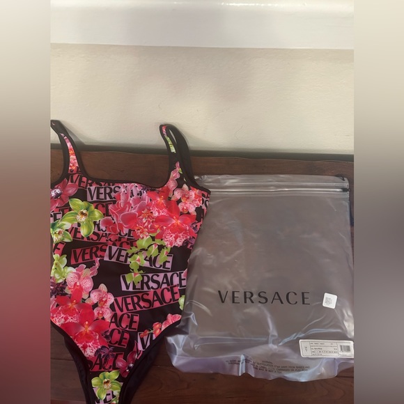 Versace Flower One-Piece Swimsuit NWT - Picture 5 of 7